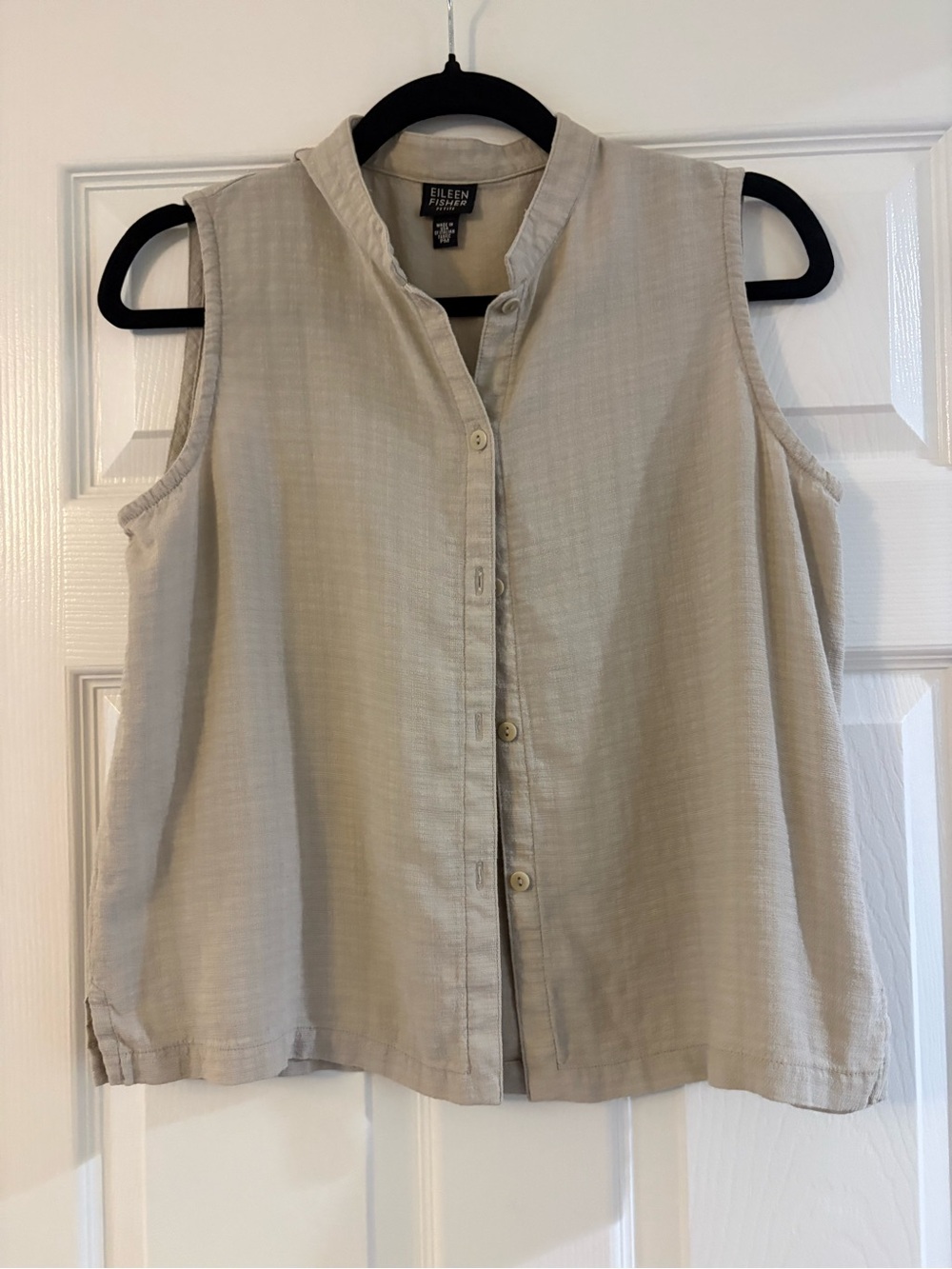 Eileen Fisher Sleeveless Button-Down Top in Light Beige Linen